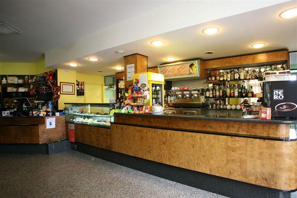 Hotel I Duchi Camerino Eksteriør bilde